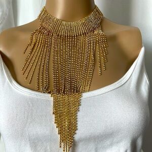 Necklace gold tone with rhinestones